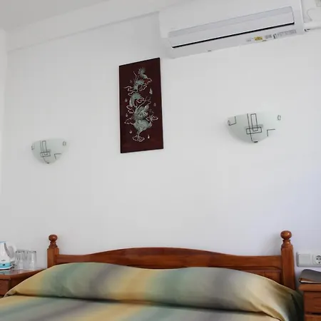 Radik Guest Hotel *