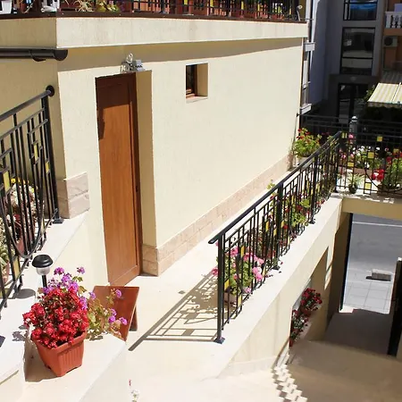 Radik Guest Sozopol